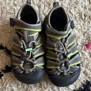 Keen Shoes Kids 1 Sandals Sport Active Outdoor Newport H2 Racer Grey Green Youth